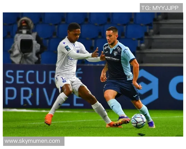 卡昂与阿弗尔的精彩对决揭示法甲联赛新动态与球队未来发展潜力 卡昂与阿弗尔的精彩对决揭示法甲联赛新动态与球队未来发展潜力